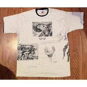 Vintage 90s Salvador Dalí Museum Art T-Shirt AOP – XL